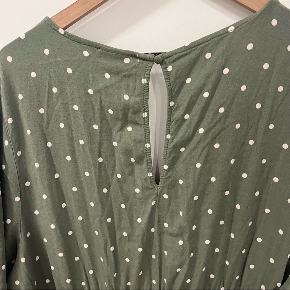 Torrid Stretch Challis Flutter Sleeve Jumpsuit 5X Honey Dots Olivine - Picture 11 of 16